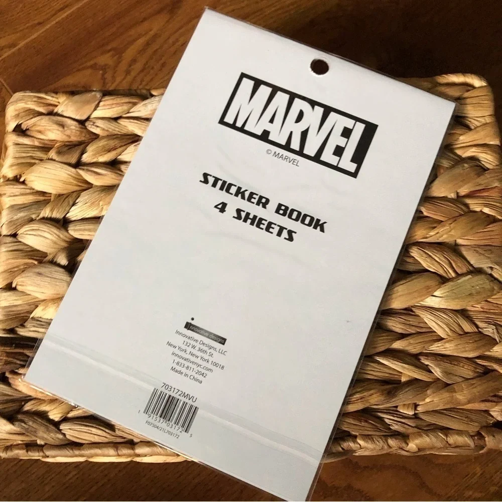Marvel super hero Sticker Book (300ct)